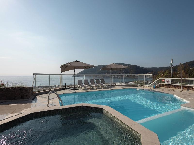 Riviera Beach Hotel image