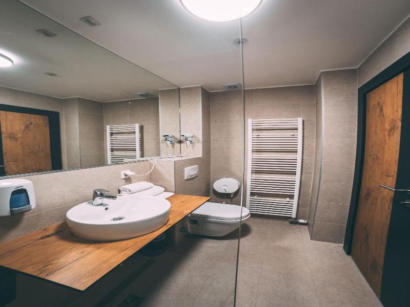 Orange Hotel image
