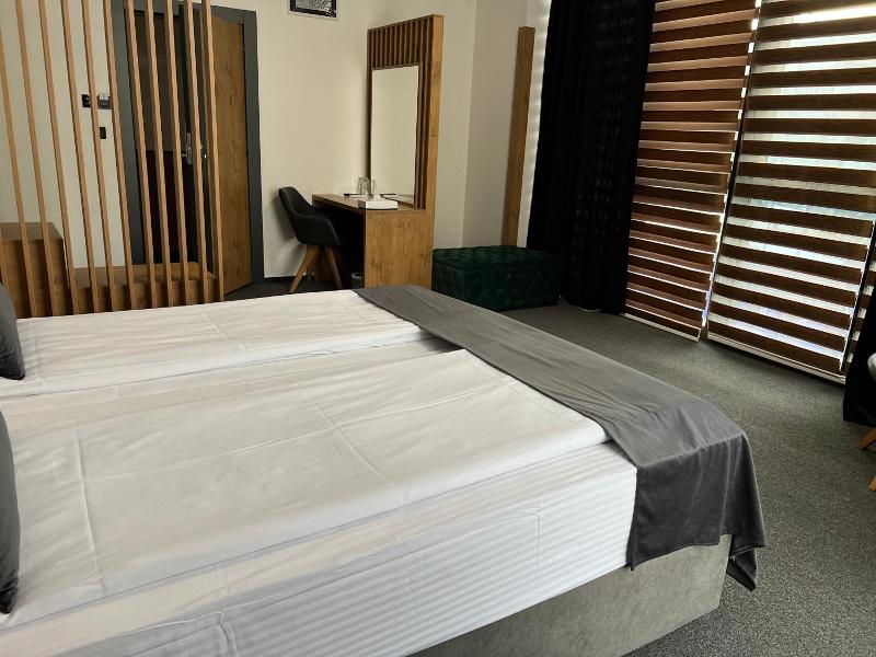Orange Hotel image