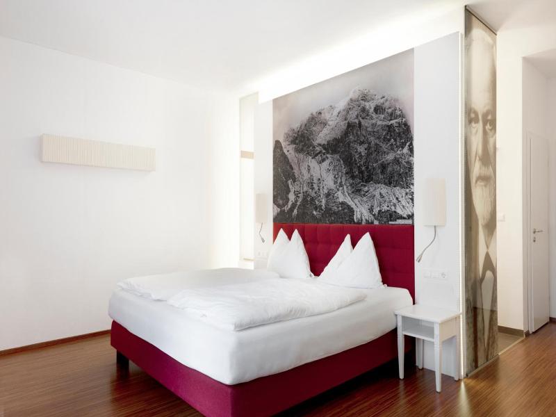 Hotel Payerbacherhof image