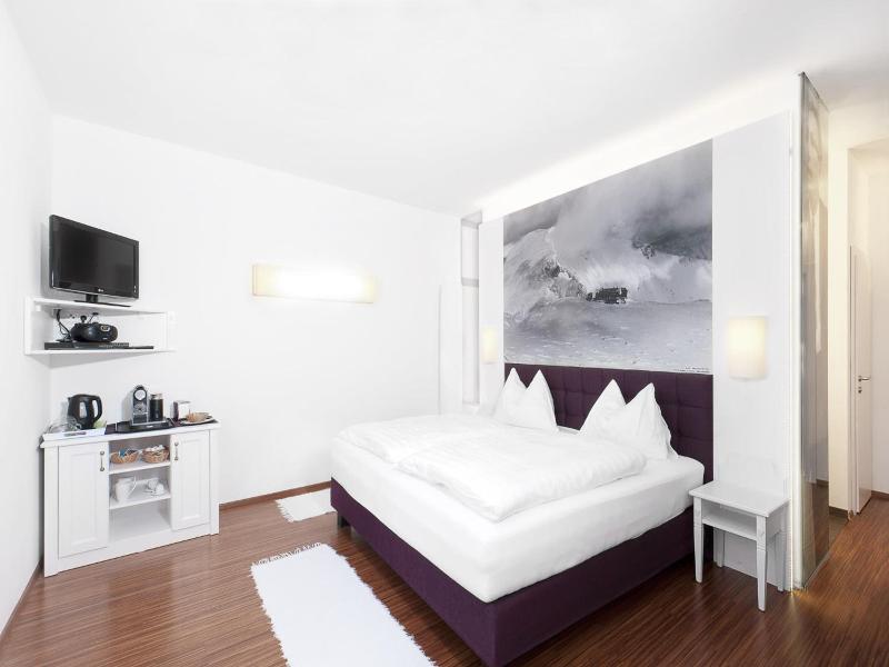 Hotel Payerbacherhof image