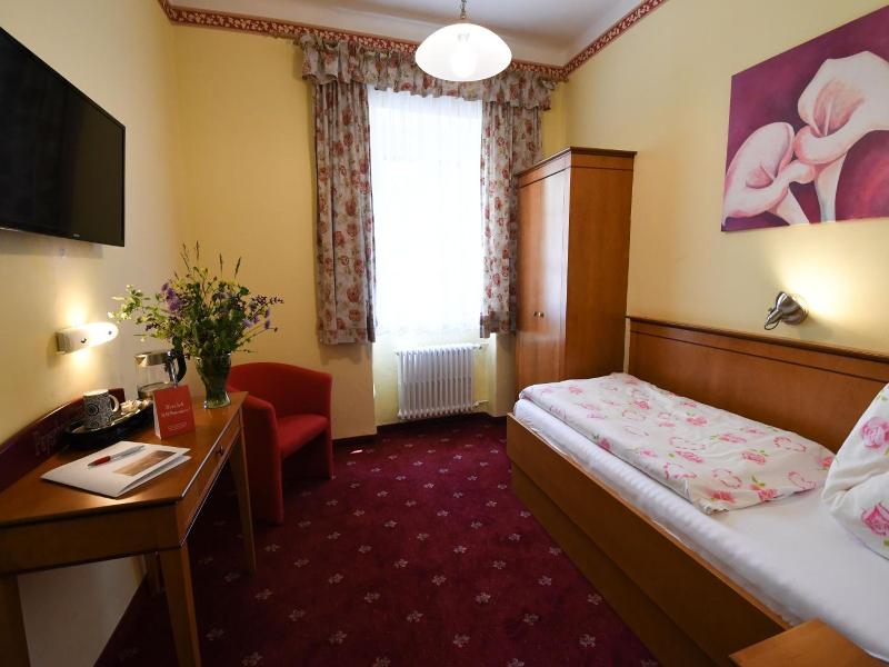 Hotel Payerbacherhof image