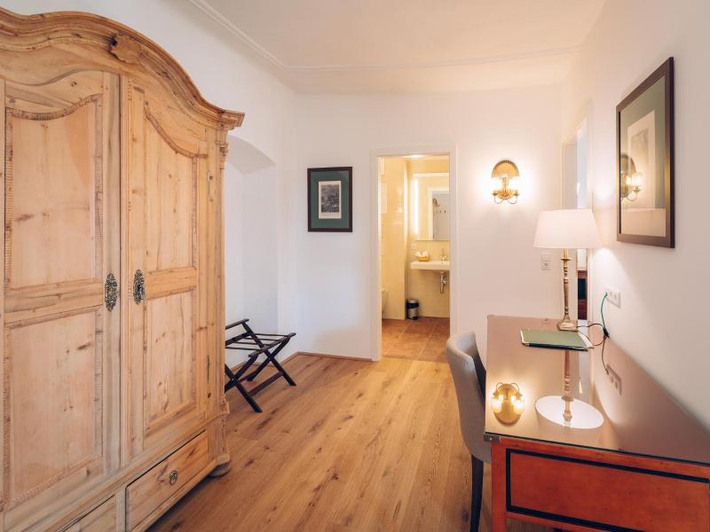 Mellauner Hof image