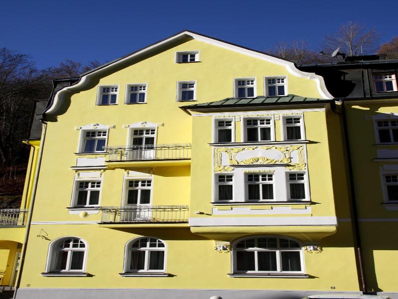 Hotel Vera image