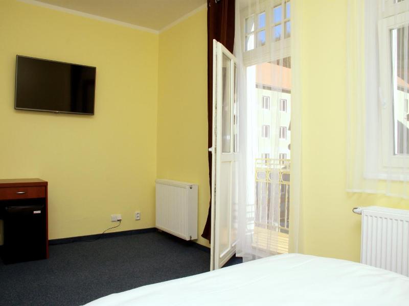 Hotel Vera image