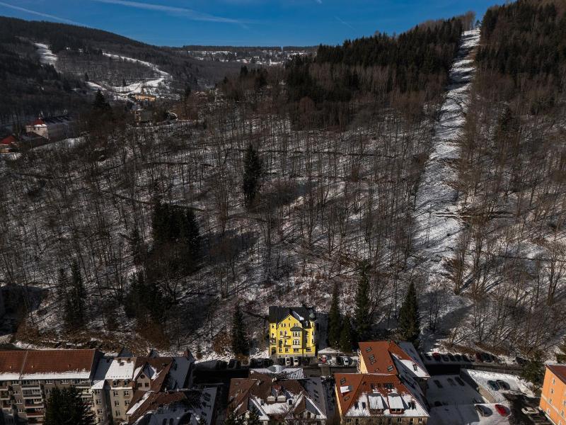 Hotel Vera image