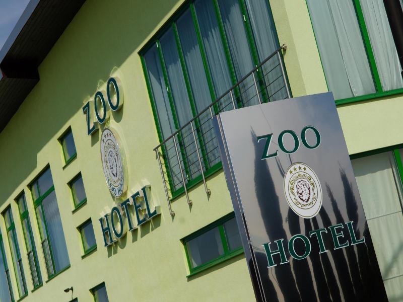 Zoo Hotel image
