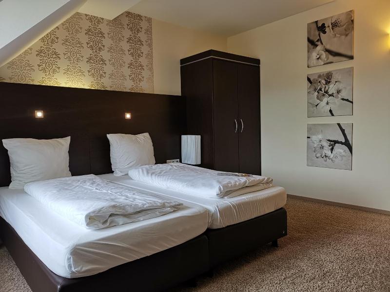Hotel Stadt Steinheim image