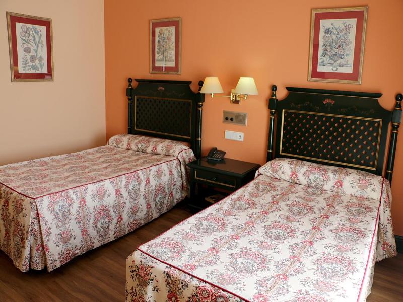 Hotel Cristina image