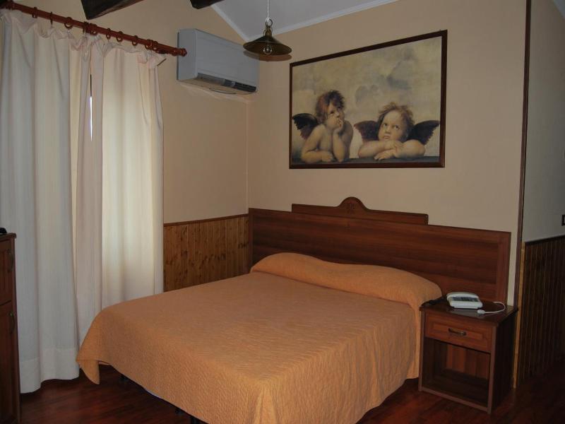 Hostaria Da Lino image