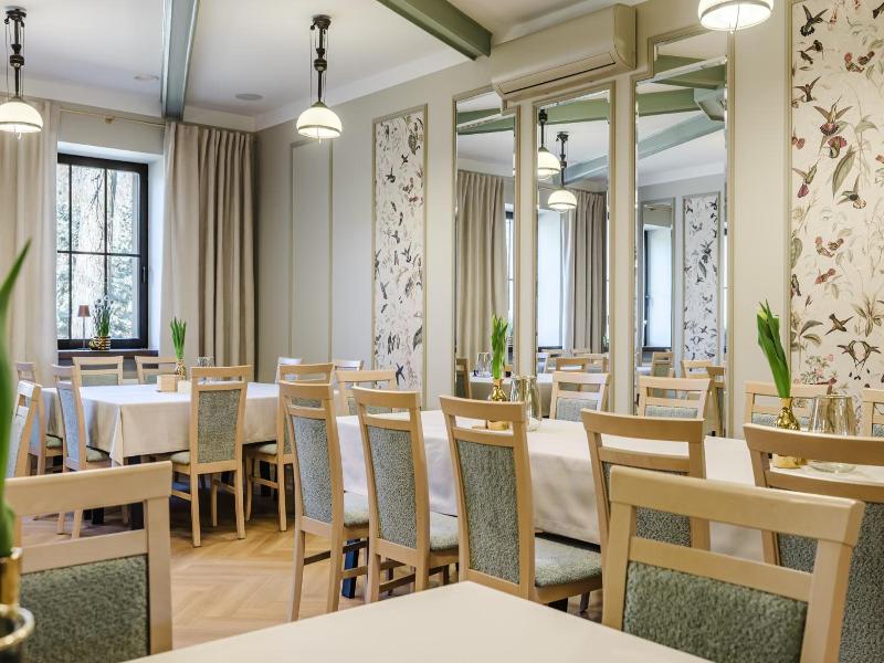 Hotel W Dobieszkowie image
