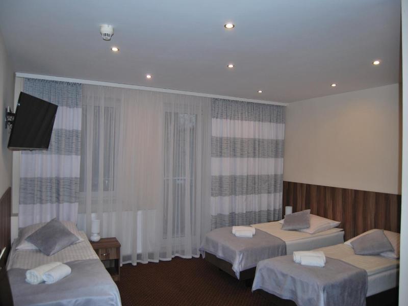 Hotel W Dobieszkowie image