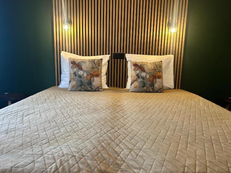 Hotel De Barones image
