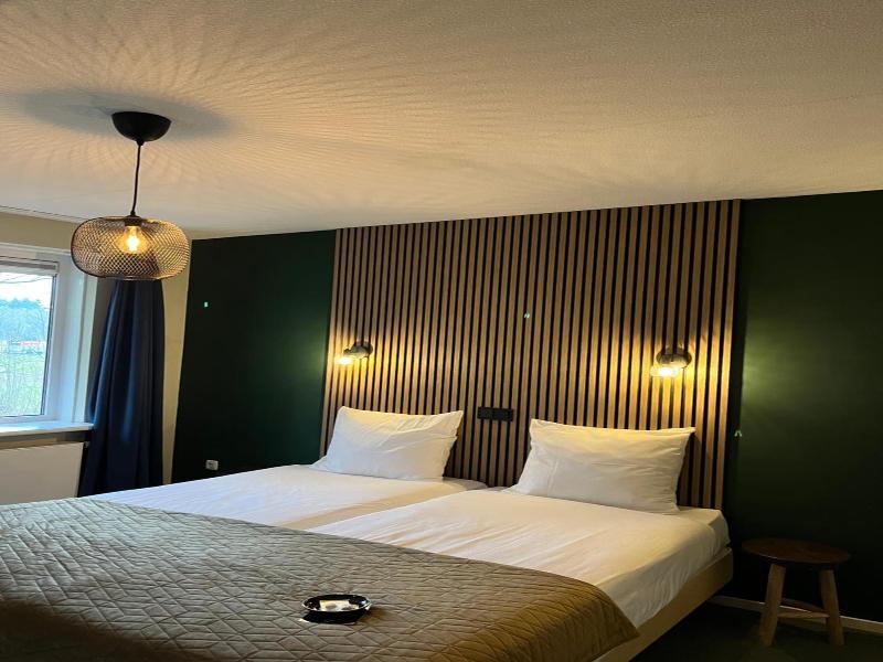 Hotel De Barones image