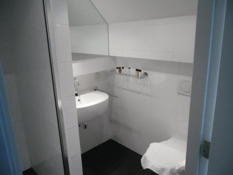 T Veerhuys image