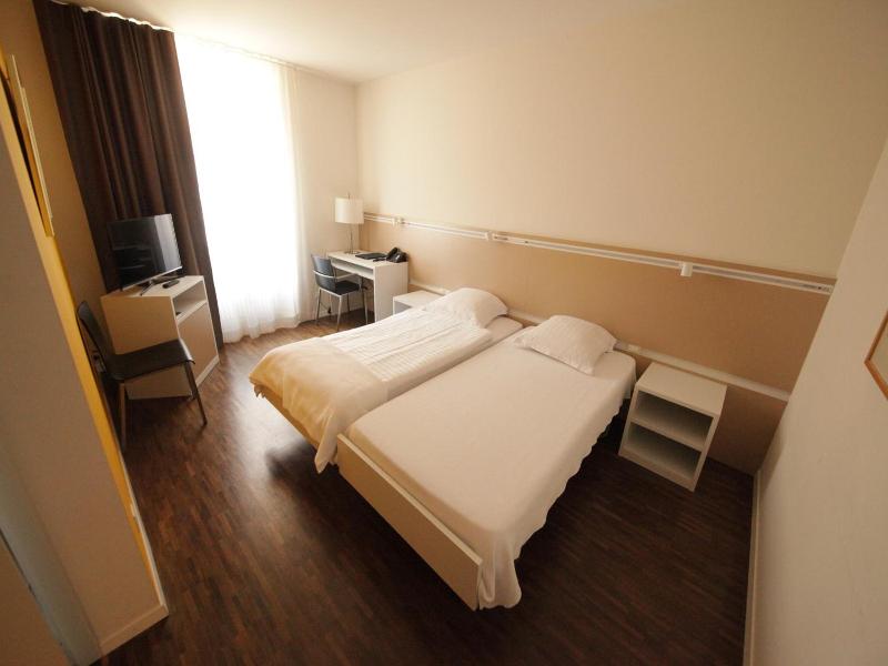 Auberge De Prangins image