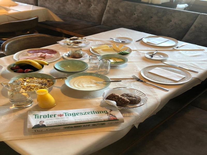 Tiroler Weinstube image