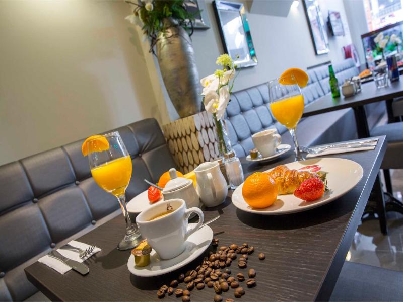 Royal Plaza Hotel Amsterdam image