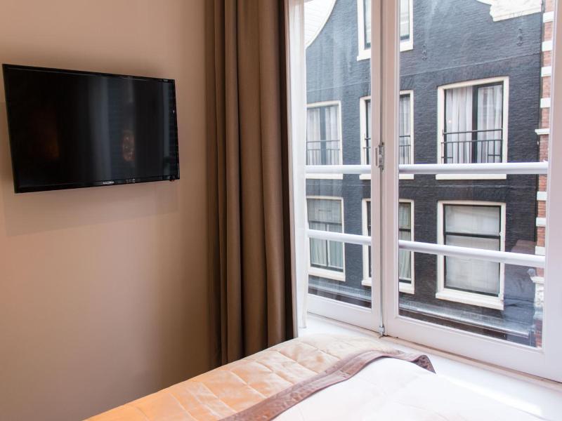 Royal Plaza Hotel Amsterdam image