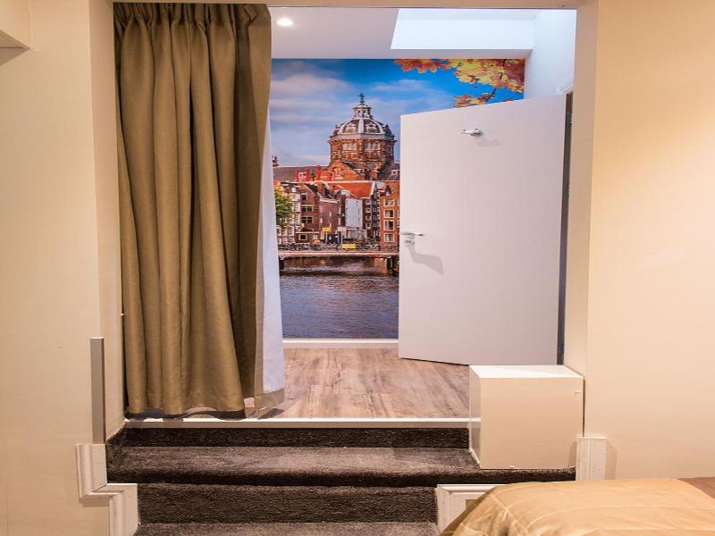 Royal Plaza Hotel Amsterdam image