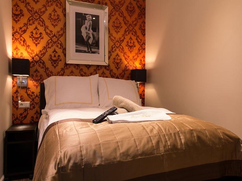 Royal Plaza Hotel Amsterdam image