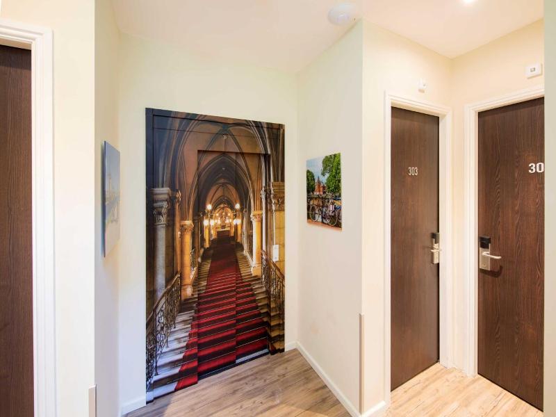 Royal Plaza Hotel Amsterdam image