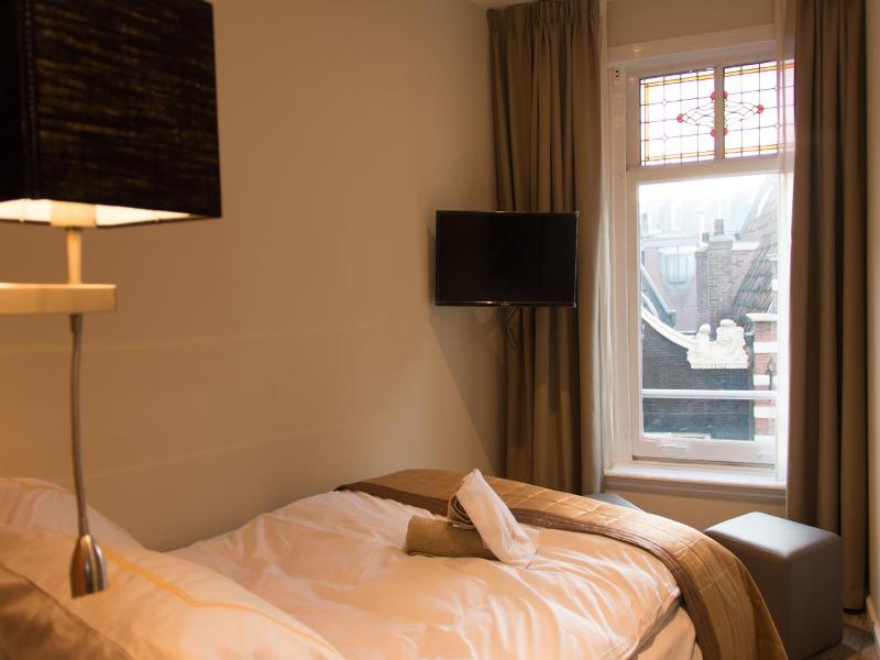 Royal Plaza Hotel Amsterdam image