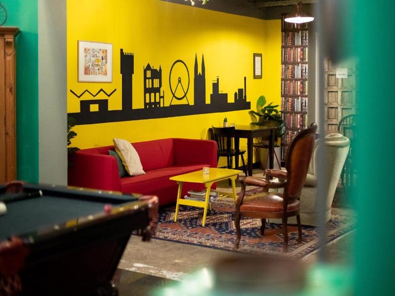 Hostel Roots image