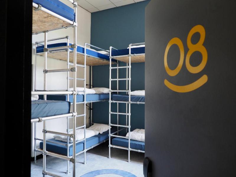 Hostel Roots image
