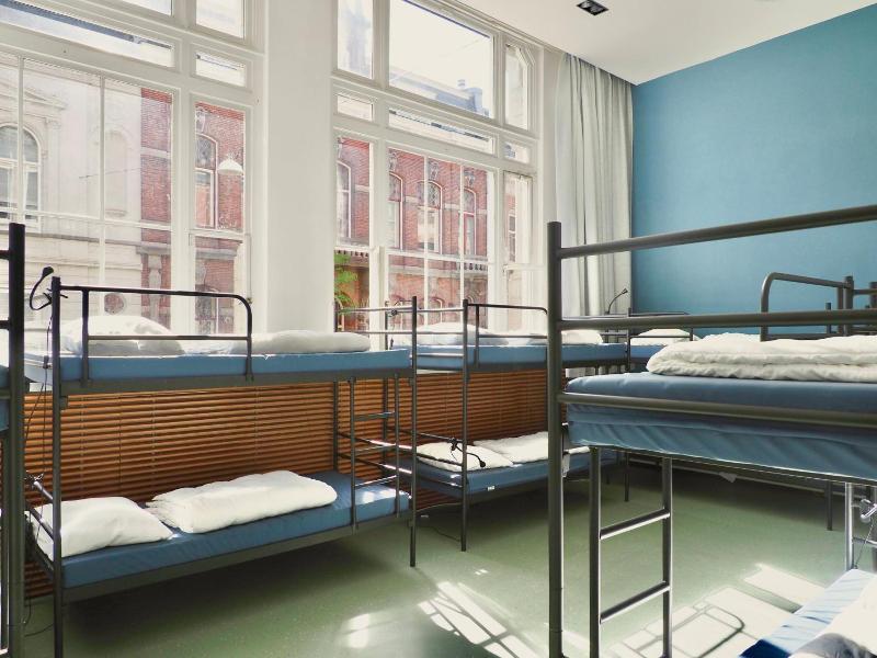 Hostel Roots image