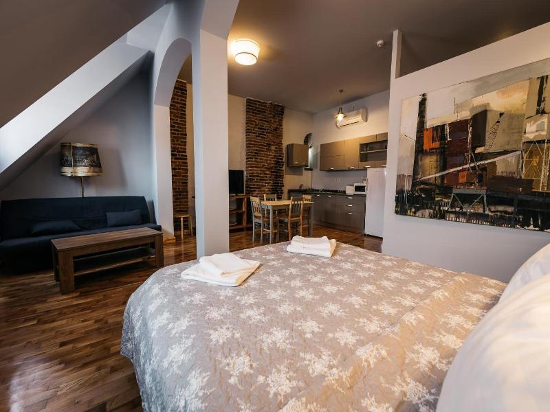 Yellowboot Aparthotel image