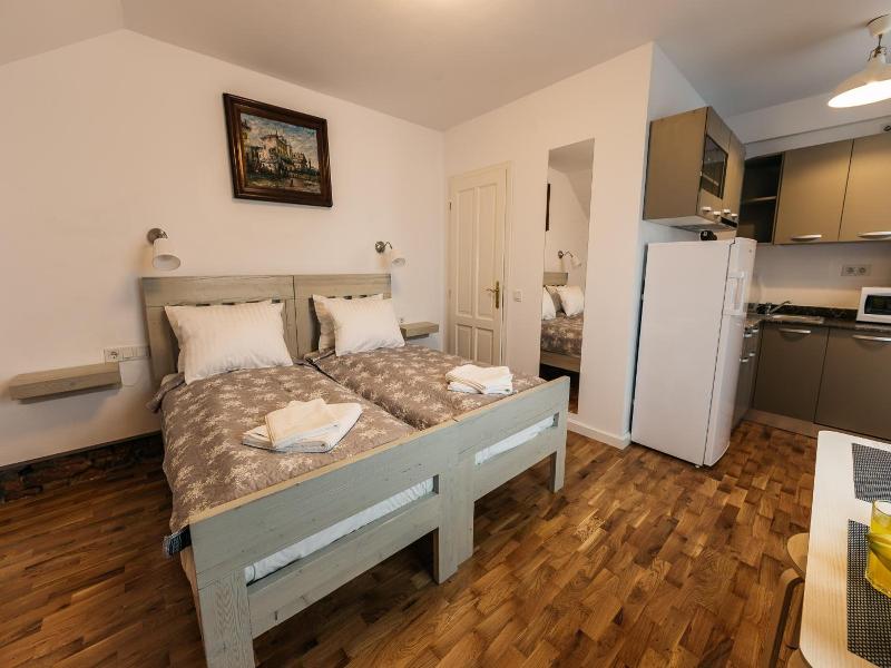 Yellowboot Aparthotel image