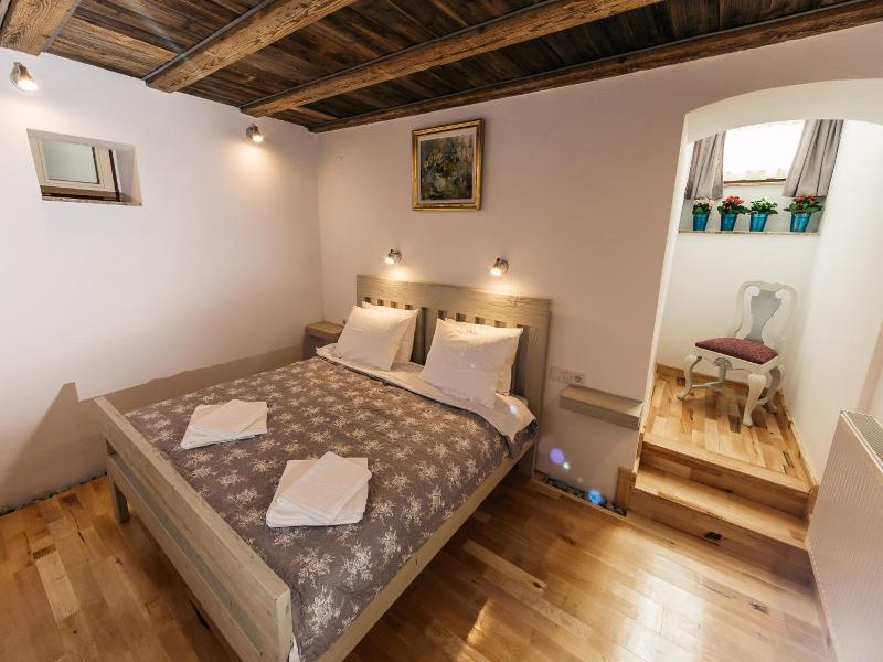 Yellowboot Aparthotel image