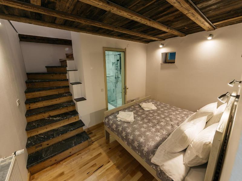 Yellowboot Aparthotel image