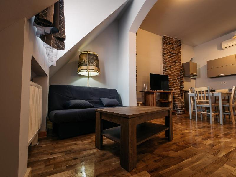 Yellowboot Aparthotel image