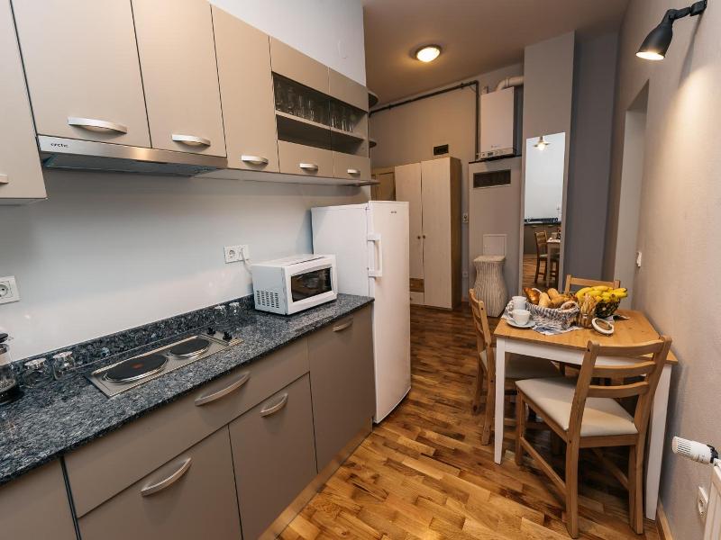 Yellowboot Aparthotel image