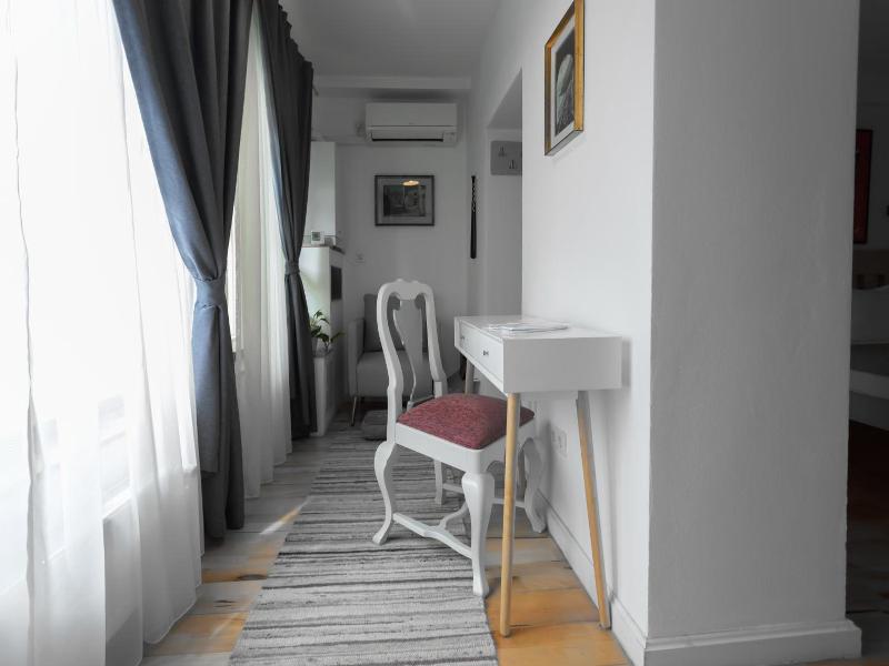 Yellowboot Aparthotel image