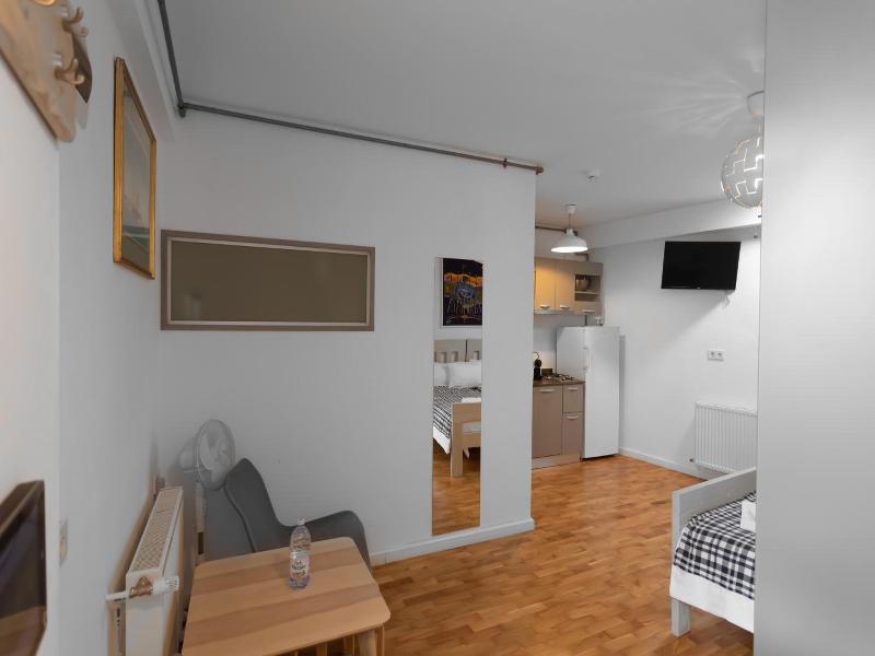 Yellowboot Aparthotel image