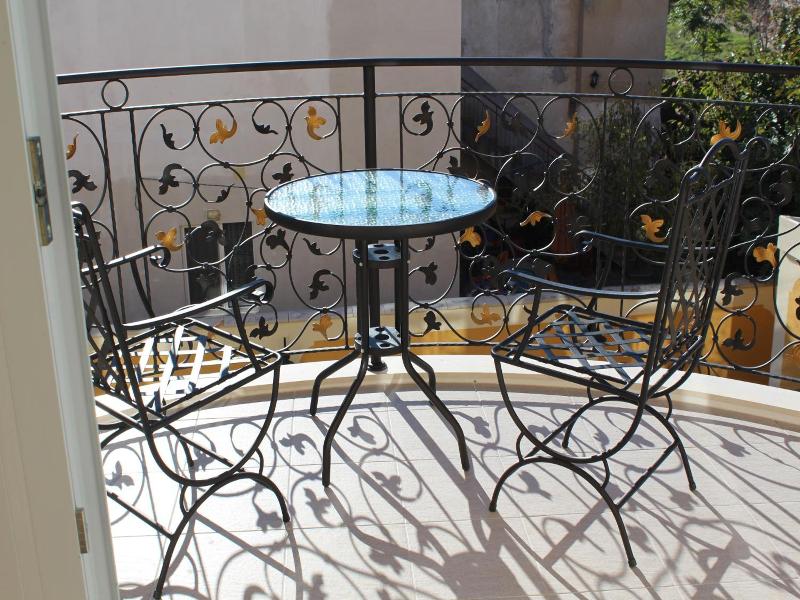 Villa Paris image