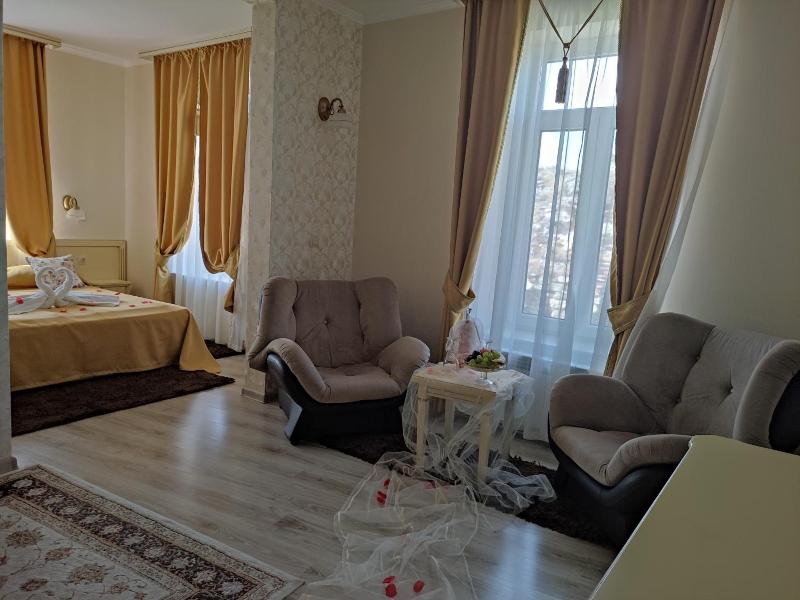 Villa Paris image