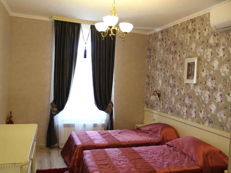 Villa Paris image