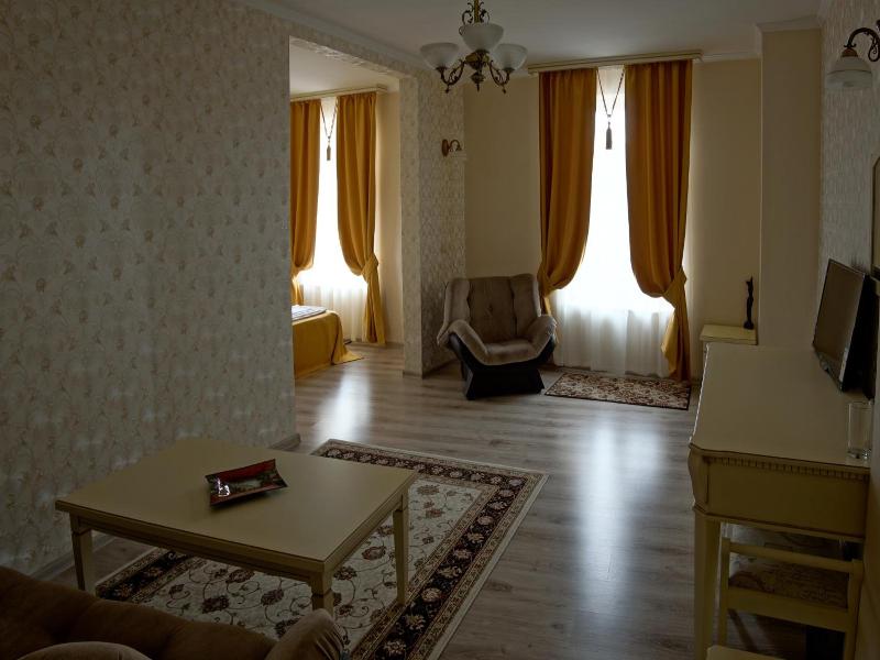 Villa Paris image