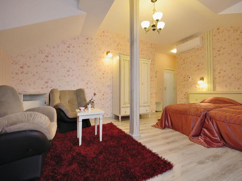 Villa Paris image