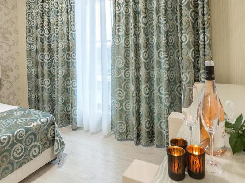 Hotel Capri image