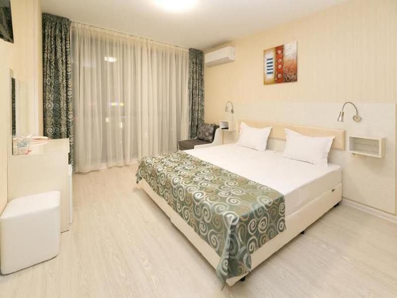 Hotel Capri image