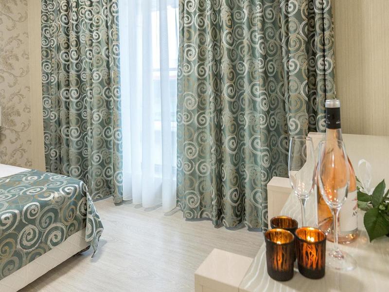Hotel Capri image