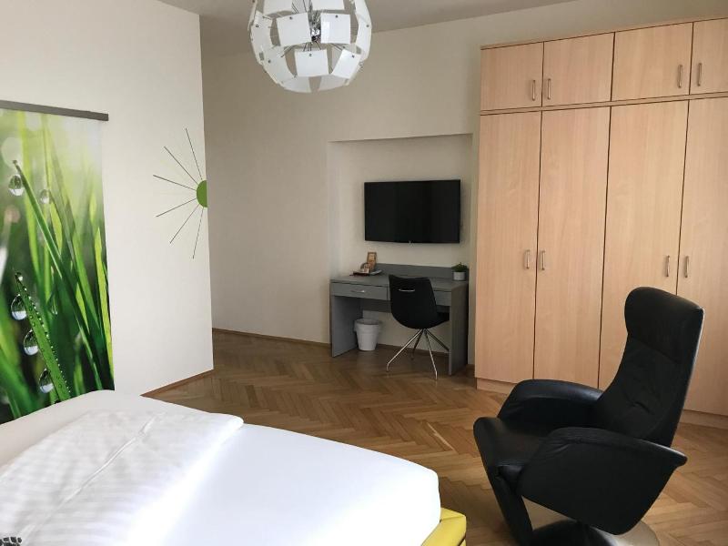 Hotel Bellini image