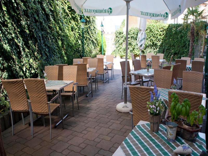 Hotel Restaurant Osterbauer image