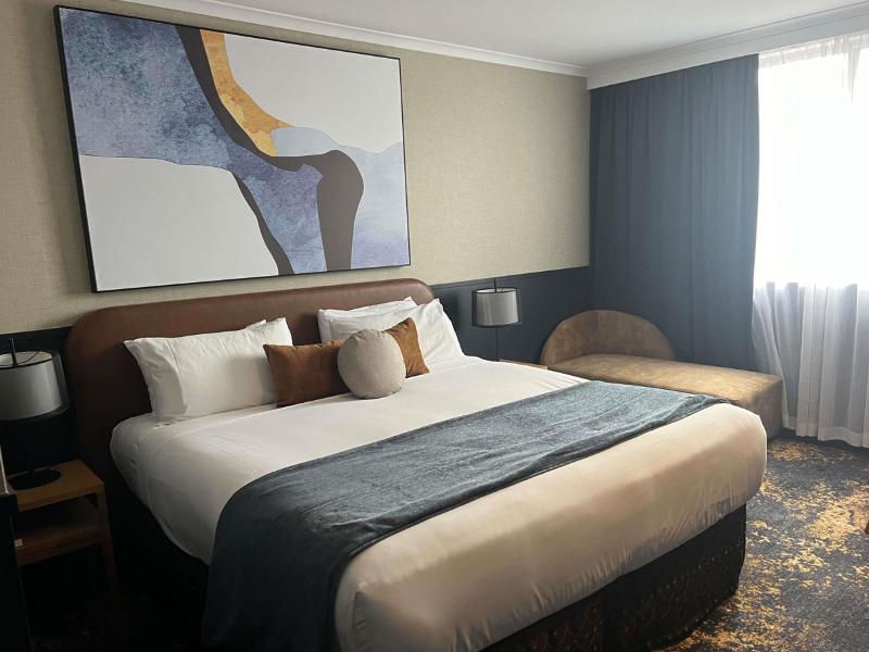 Mercure Albury image