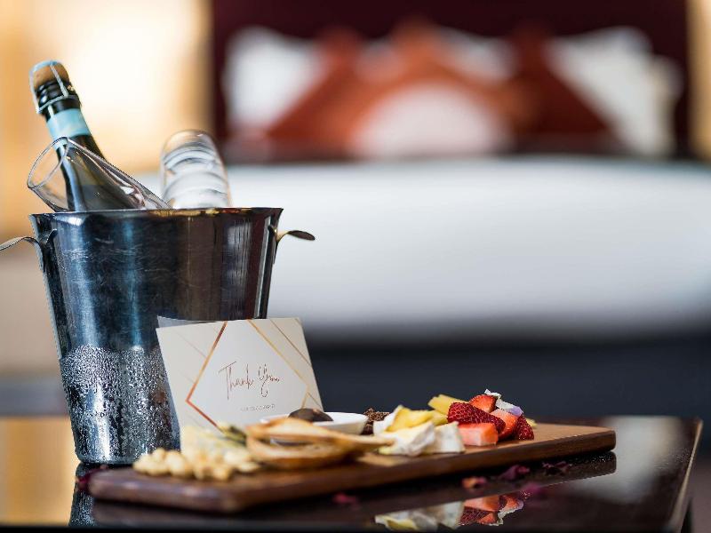 Mercure Albury image